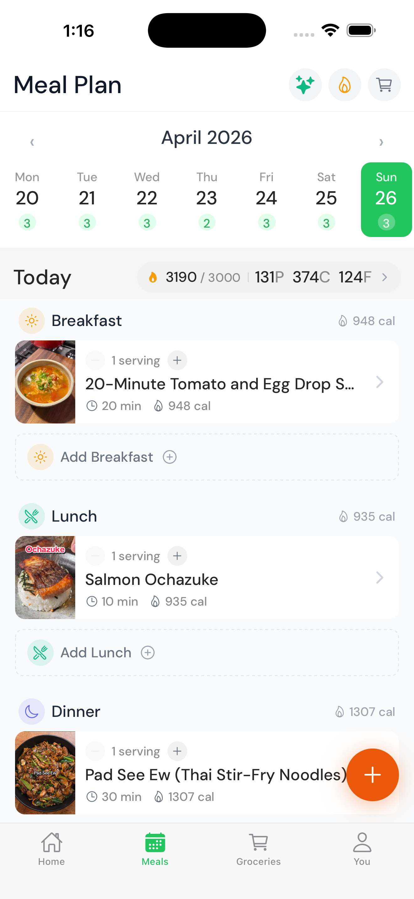 Meal plan week view with macro totals and breakfast, lunch, dinner cards